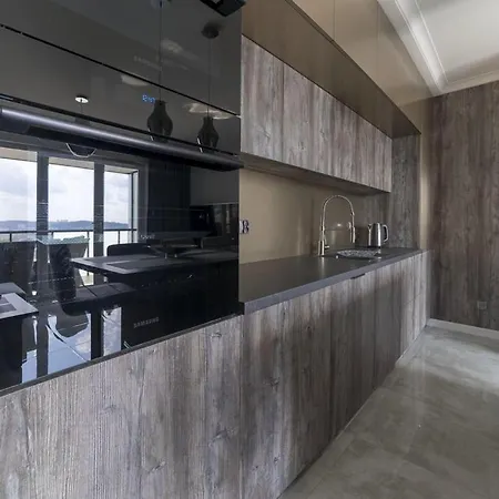 Appartement Apartmate- View Comfy By The Sea & Free Gym