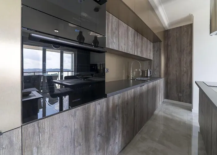 דירה Apartmate- View Comfy By The Sea & Free Gym