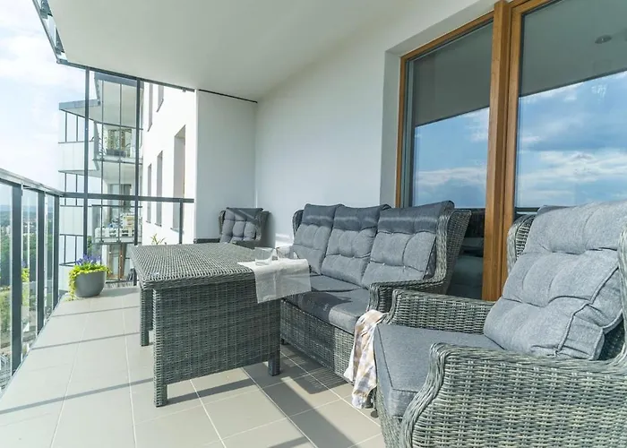 Apartmate- View Comfy By The Sea & Free Gym דירה